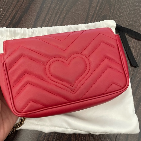 Gucci Super Mini Marmont bag, red - Picture 4 of 11